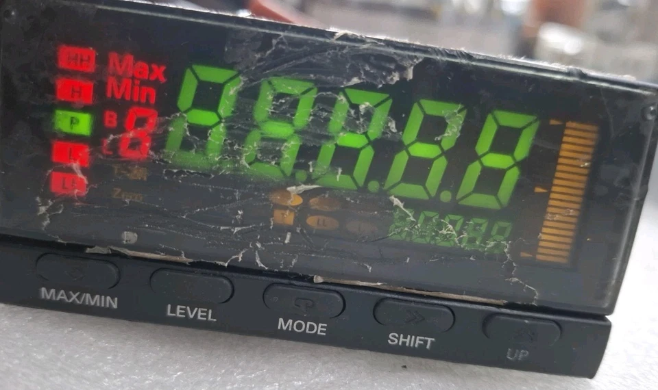 OMRON K3HB-VLC-L1B1-502 DIGITAL PANEL METER 24V AC/DC